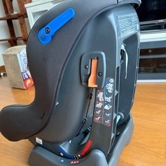 combi チャイルドシートの画像