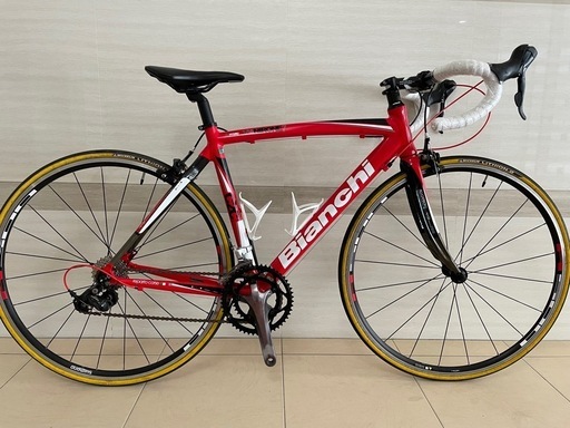 Bianchi Vianrone 7 レッドロードバイク　大阪より Bianchi Vianrone 7 レッドロードバイク大阪より (福太郎) 崇禅