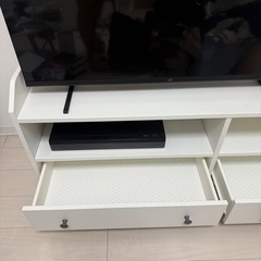 【美品】IKEA HAUGA ハウガ テレビ台 ホワイト 138x36x54の画像