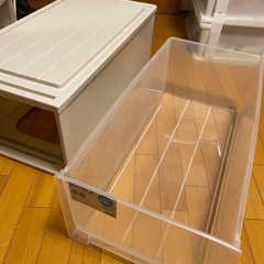 衣装ケース×2の画像