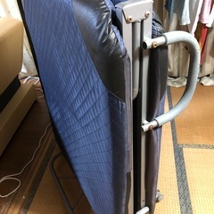 パイプベッド（折り畳み式）の画像