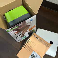コンパクト！TEKNOS ミニセラミックファンヒーター DCモーター搭載/静音設計 300W グリーンの画像