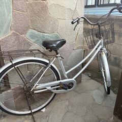 自転車26インチ グレーと黒2台あります。の画像