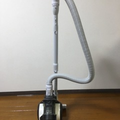Panasonic サイクロン掃除機の画像