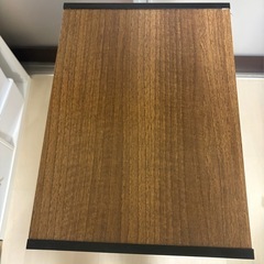 カラーボックス 扉付きの画像