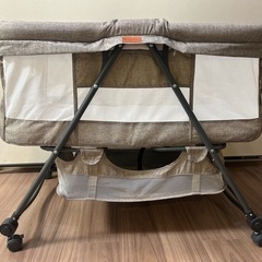 UBRAVOO ベビーベッド ゆりかご 折りたたみ式の画像