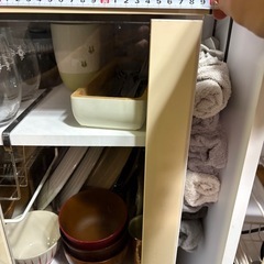 食器棚の画像