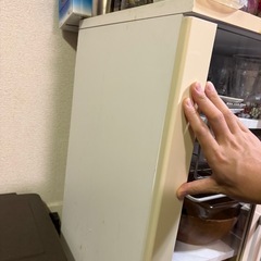 食器棚の画像