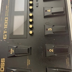 Boss Gt 100 使用感かなりあり、動作問題なし、説明書なし、アダプタなしの画像