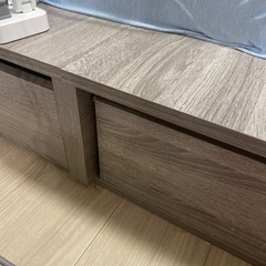 セミダブルベッド
の画像