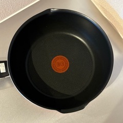 (取引中)T-fal フライパン取手付き 24cmの画像