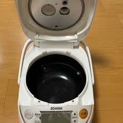 炊飯器の画像