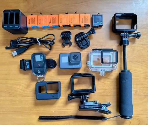 GoProHERO5とリモコン&付属品多数