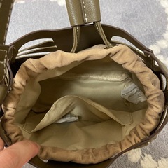カーキ　3way バッグ
の画像