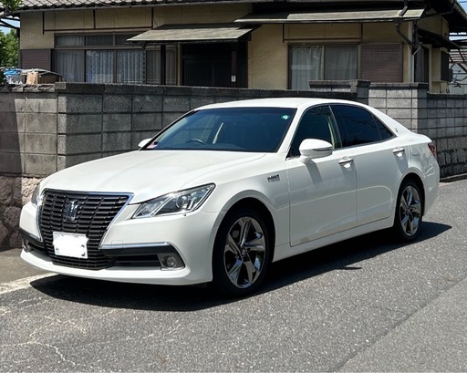 トヨタクラウンロイヤル　ハイブリッド　210系