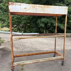 昭和レトロ ブリジストン タイヤラックの画像