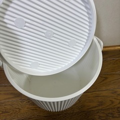 オムニウッテイ 10リットル
の画像
