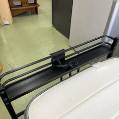【リサイクルショップ ピカソ 小松原】🛏️✨ニトリ Nスリープマットレス付き‼️棚＆コンセント付きシングルベッド✨★3376★の画像