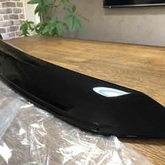 【美品】60ハリアー用ボンネットガーニッシュ黒の画像