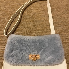 ショルダーバッグの画像