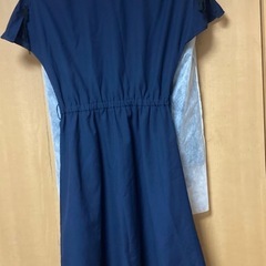 ワンピース　紺の画像