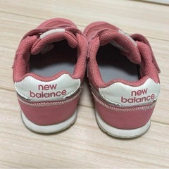 New Balance ニューバランス　ピンク 子供靴　キッズスニーカー 14cmの画像