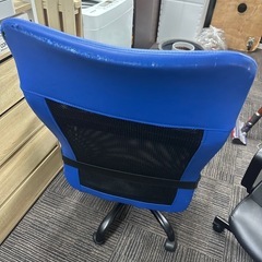 事務イス
の画像