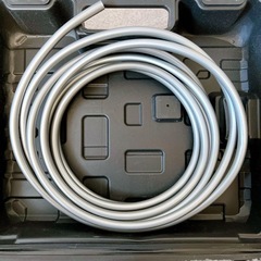 【新品未使用】　コードレス 高圧洗浄機 バッテリー2個付きの画像