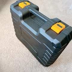 【新品未使用】　コードレス 高圧洗浄機 バッテリー2個付きの画像