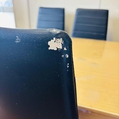 テーブル　椅子の画像