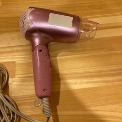 ピンクドライヤー　中古品の画像