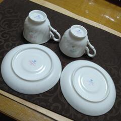 コーヒーカップ２客の画像