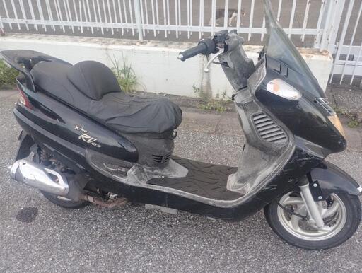 RV125JP メットイン広い！