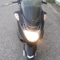 RV125JP メットイン広い！の画像