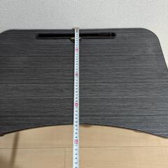 折りたたみテーブルの画像