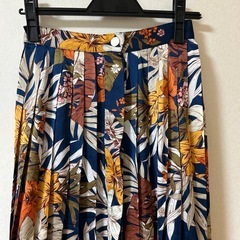 花柄 スカートの画像