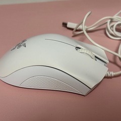 Razer DEATHADDER ESSENTIAL 有線ゲーミングマウス ホワイトの画像