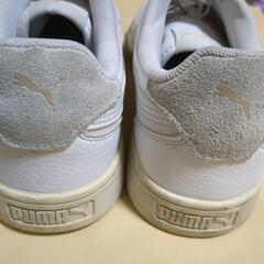 プーマ白スニーカー27cmの画像