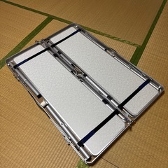 美品　レジャーテーブル の画像