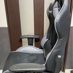ゲーミングチェアの画像