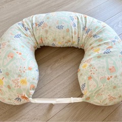 抱き枕の画像
