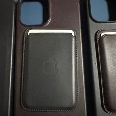   iPhone13promaxレザーケース　レザーウォレット　Apple純正の画像