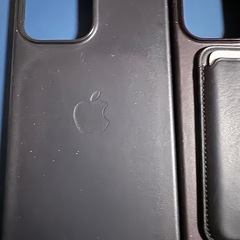    iPhone13promaxレザーケース　レザーウォレット　Apple純正の画像