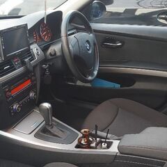 【販売中】BMW E90 320i（2008年式・ABA-VA20）🔹 状態良好・すぐにお乗りいただけます。安心・快適なドライブをお求めの方に最適です。の画像