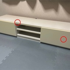 テレビボードの画像