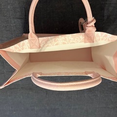 【新品】エスティーローダーのバッグの画像
