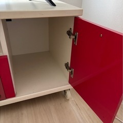 テレビボードの画像