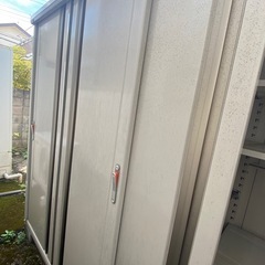 鍵付き 物置　　の画像