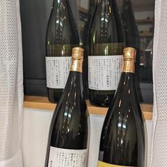 ■女王蜂1800ml【国分酒造】在庫４本の画像