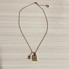 CHANEL ネックレス　香水ボトル型の画像